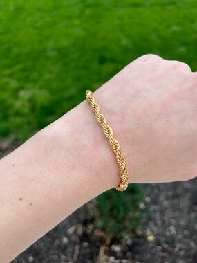 Classic Gold Rope Bracelet for Women